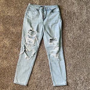 Women’s mom jean fashion nova size 11